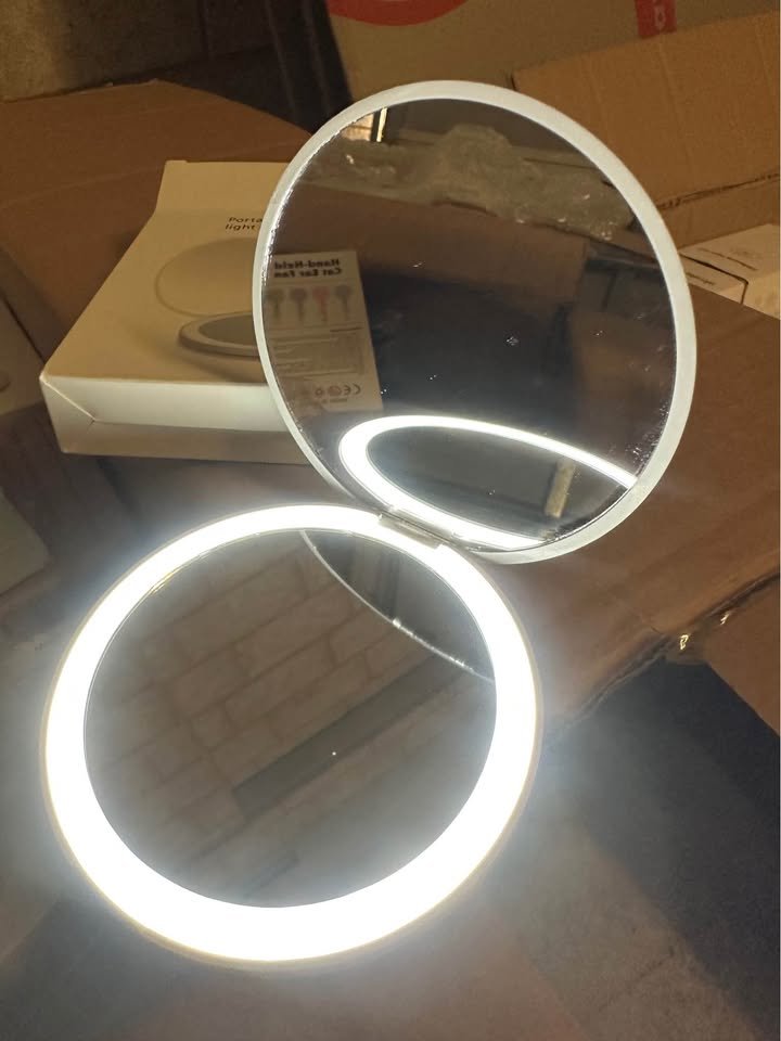 Portable LED Makeup Mirror